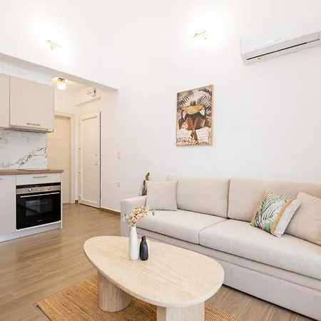 Almond's Family Maisonette